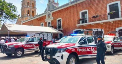 Coordinación policial permite frustrar robo de tractocamión en Atlixco